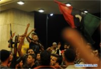 Des combattants libyens réclament leur salaire auprès du CNT 