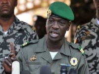 Mali : Le chef de l'ex-junte obtient le statut d'ex-président, la période de (…) 