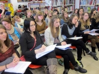 Rencontre au lycée Jean-Monnet Choc d'univers entre Mauritanie et cosmétique 