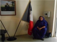 Attentats du 13 novembre 2015 à Paris - Signature du registre de (…) 