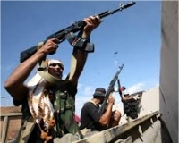 Libye : à Benghazi, des manifestants délogent la milice islamiste Ansar (…) 