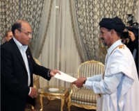 Le président de la Tunisie reçoit le nouvel ambassadeur de Mauritanie 