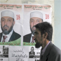 Algérie : Interdiction de se moquer des élections 