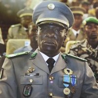 Mali : inculpé de meurtres, le général Sanogo est incarcéré 